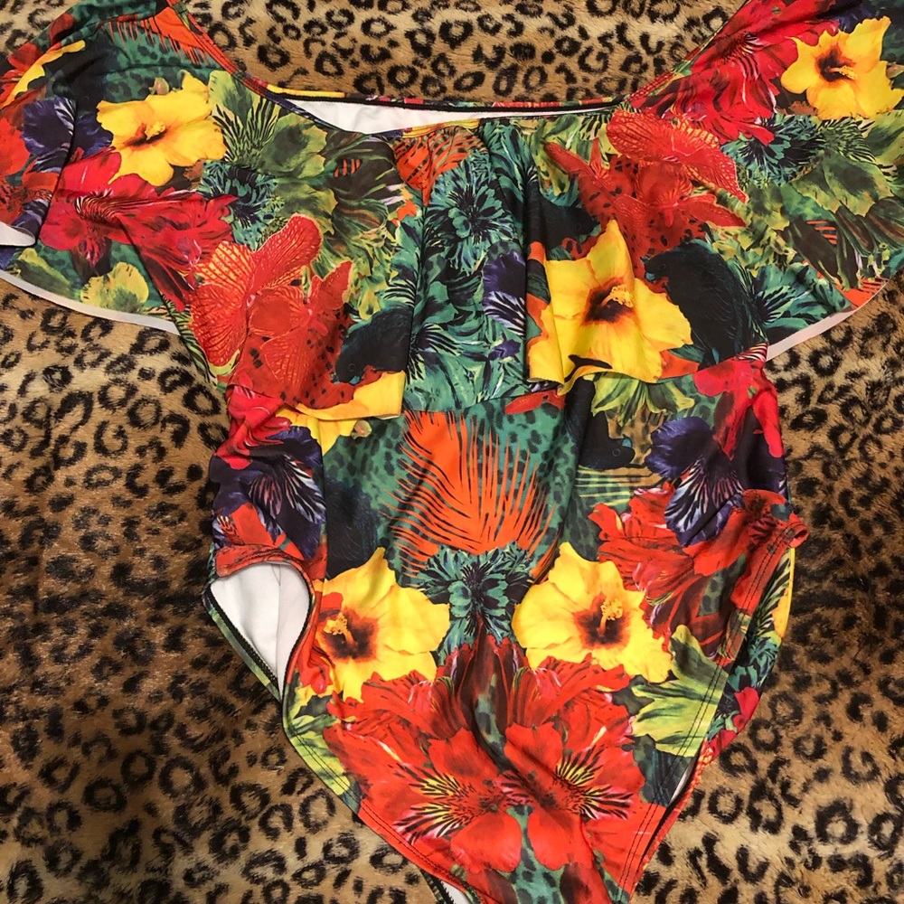 One piece swimsuit